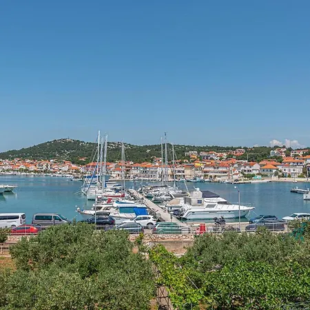 Amazing In Tisno With Wifi Apartment Jezera
